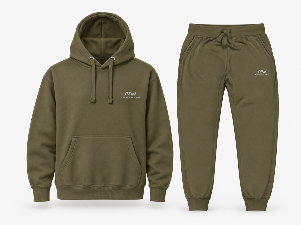 Completo felpa e jogger unisex EMMEWEAR verde oliva, vista frontale